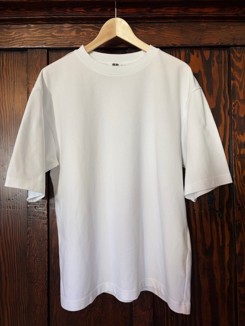 Uniqlo Men's White Oversized Crewneck Tee